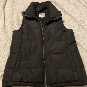 Old Navy Puffer Vest